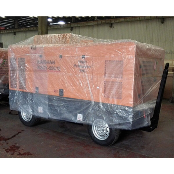 Compressor de ar de parafuso 660CFM 20Bar a diesel para mineração